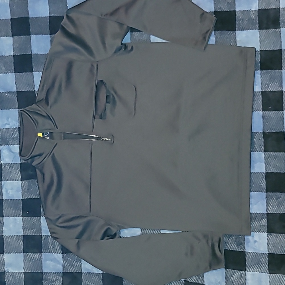 Vintage. Chaps. Walking/jogging/biking Half-zip pullover. Like-new size Large.